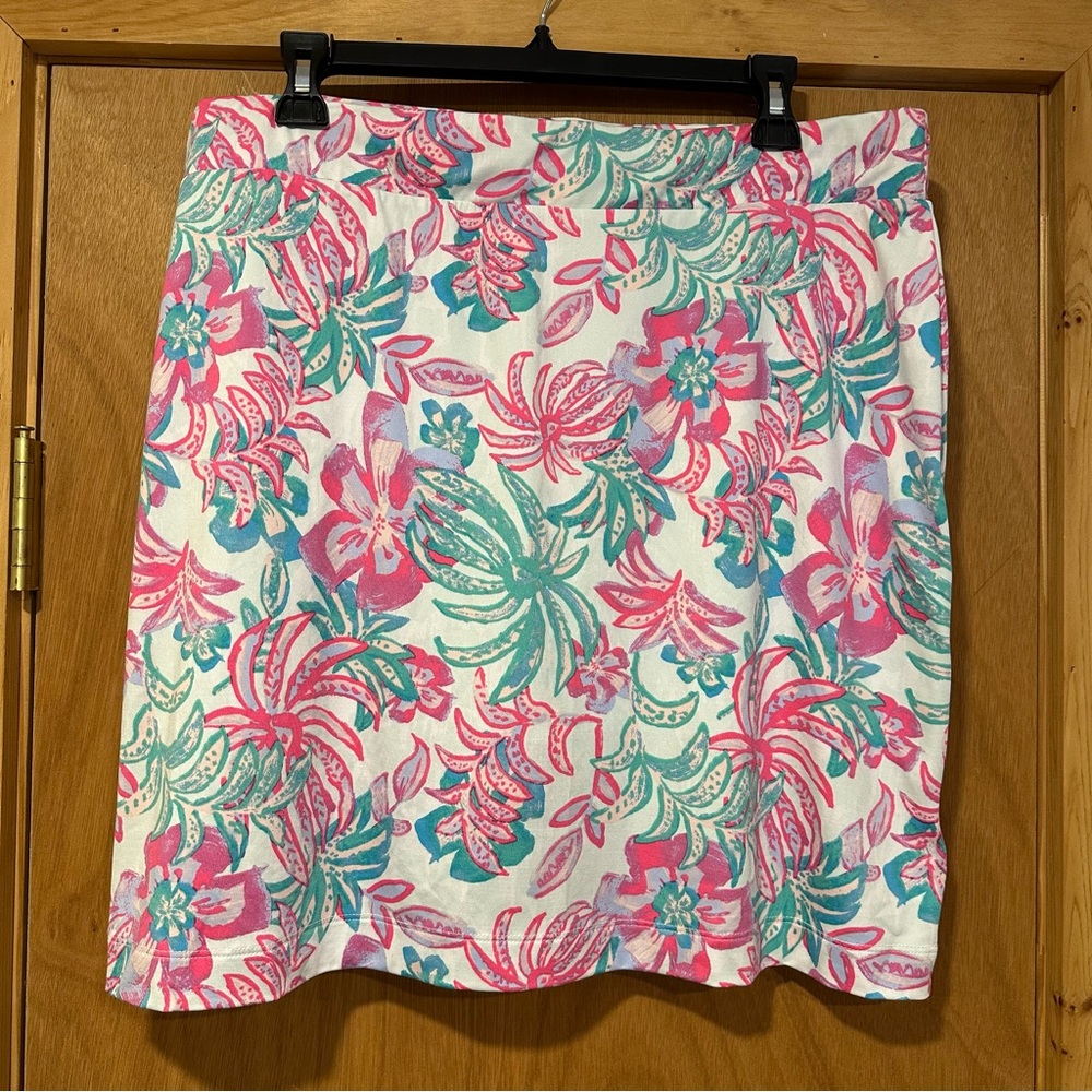 Stella Parker white floral Skort. Size XL